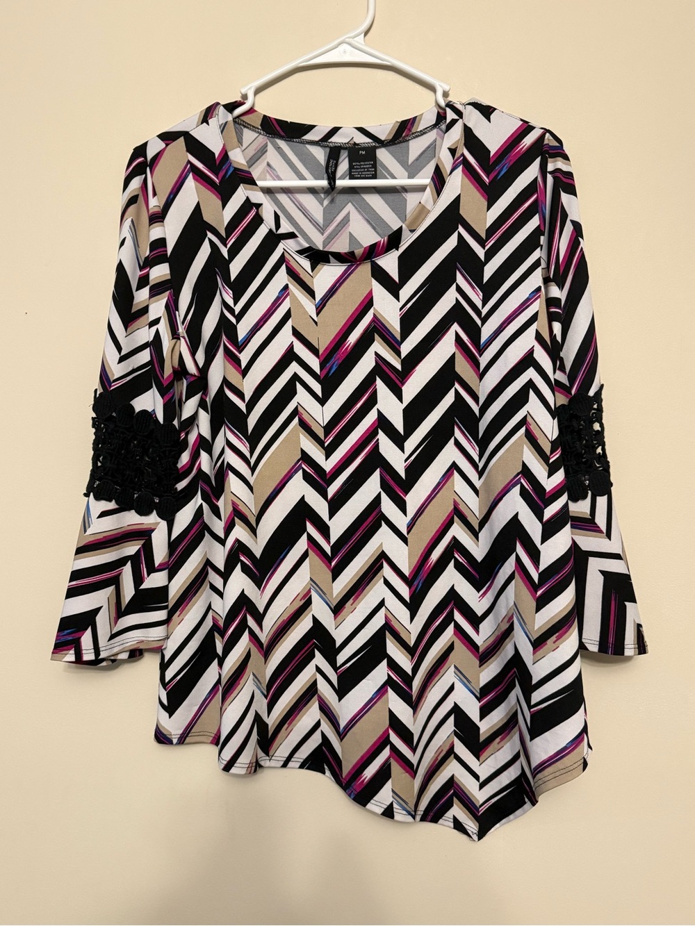 new directions Chevron-Pattern Bell Sleeve Tunic in Black, White, Beige & Pink